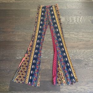 XS Novella Royal Janis Bells Red Ethnic Print